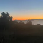 Portosin Con Piscina Al Lado De La Playa Gayanes  (A Coruna)