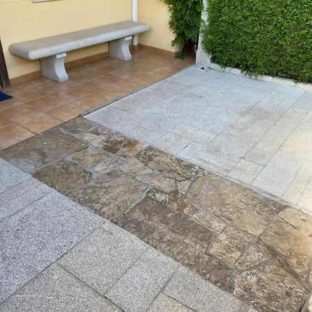 Portosin Con Piscina Al Lado De La Playa